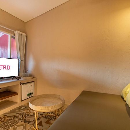 Bed and Breakfast Pinkprivate Sanur - For Cool Adults Only Exterior foto