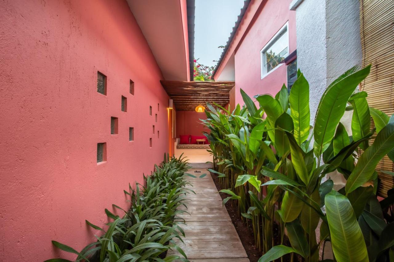 Bed and Breakfast Pinkprivate Sanur - For Cool Adults Only Exterior foto